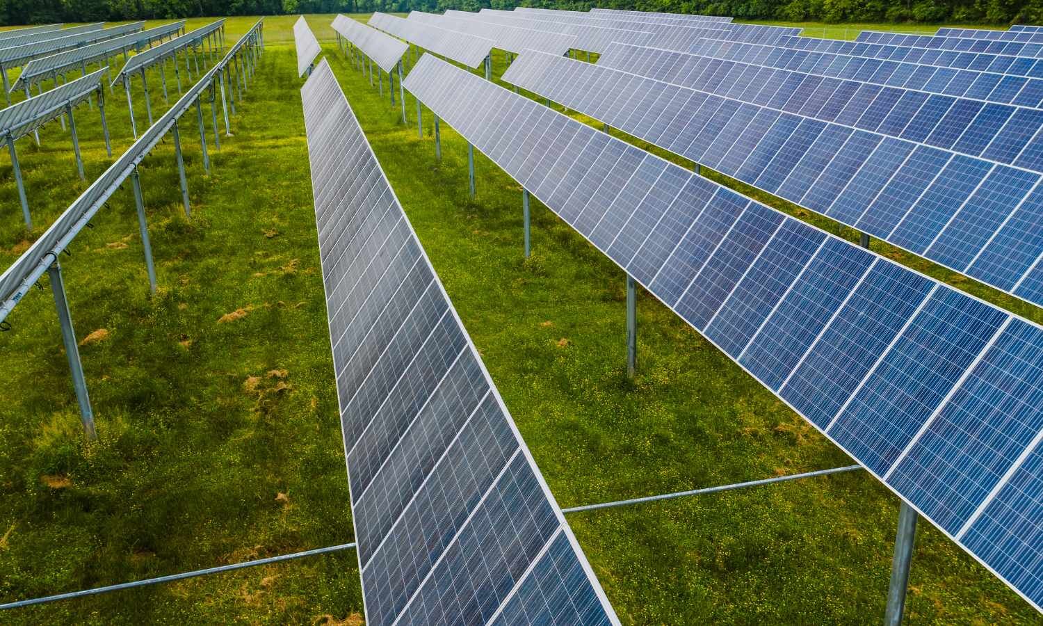 AP inks Rs.1,10,250-crore pact with ABC Cleantech (Evren), Axis Energy ...