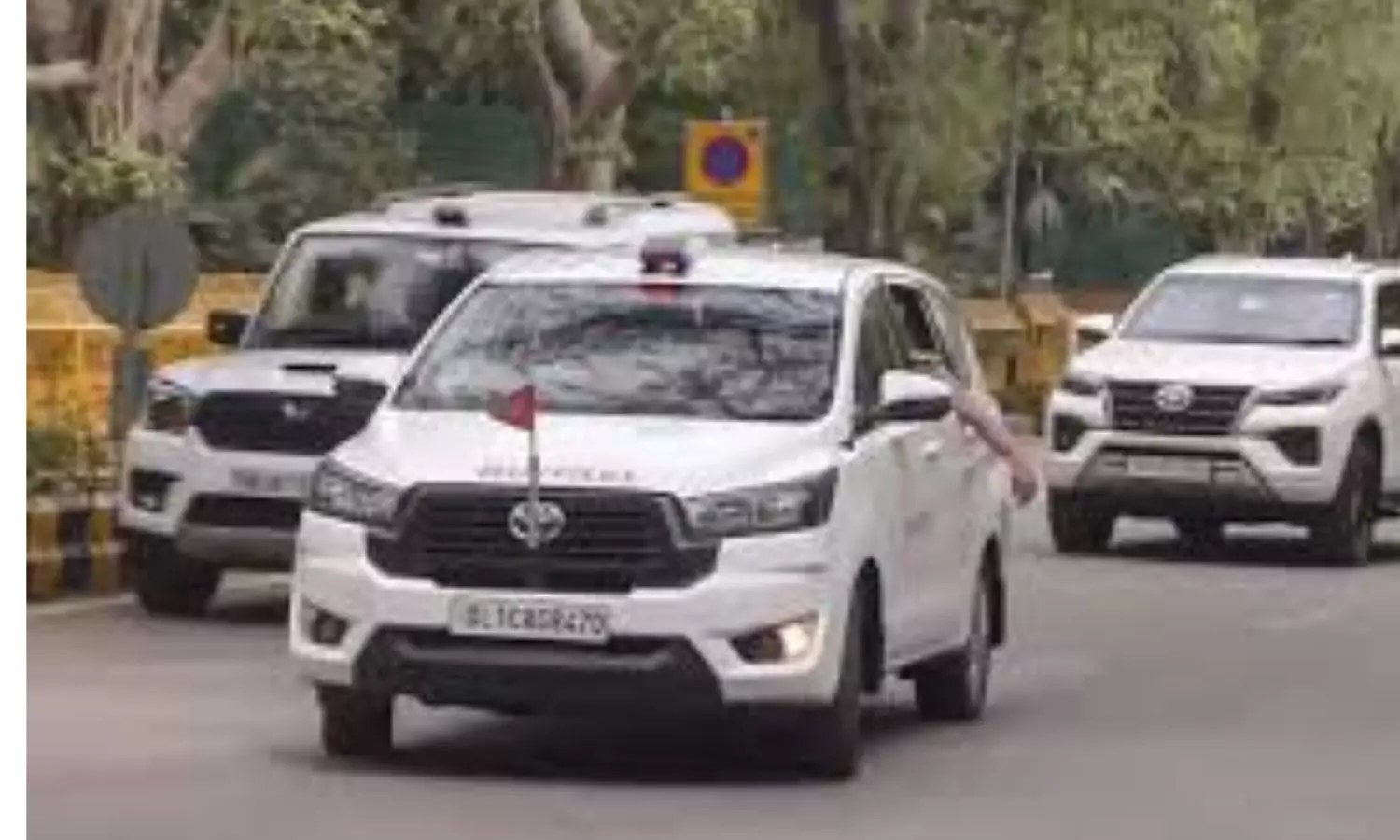 Modi cuts down convoy size; BJP CMs, other leaders follow suit