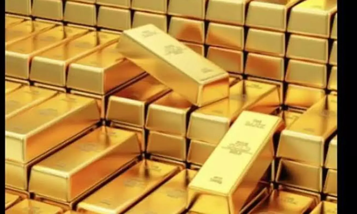 Gold futures drop on reduced demand Gold futures drop on reduced demand