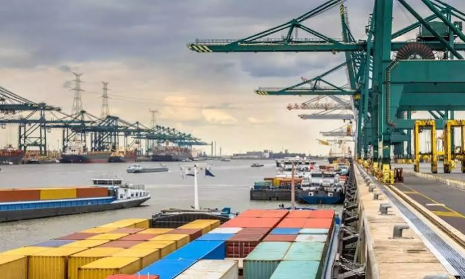 Andhra govt backs PPP route for port development