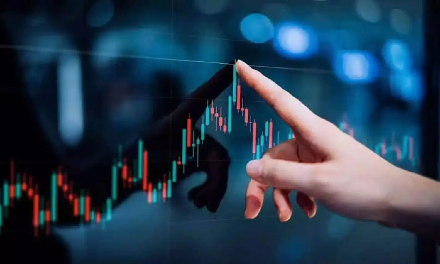Indian headline indices extended their losing streak for a third consecutive week