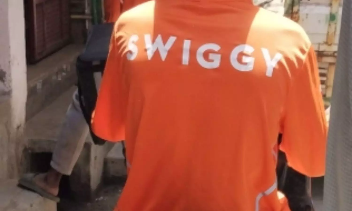 Swiggy shares crash 17 pc, hit 52-week low after Q2 earnings